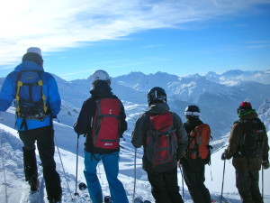 Guests enjoying another classic Arlberg vista.